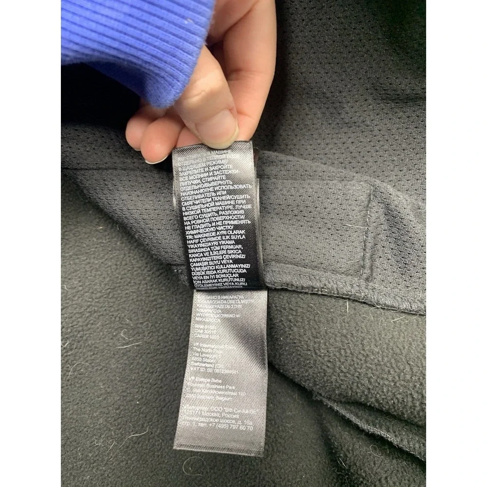 The North Face shop confidence